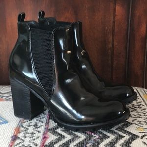 Steve Madden boots